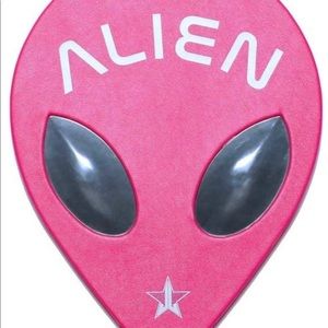 ISO Jeffree Starr Alien Pallet